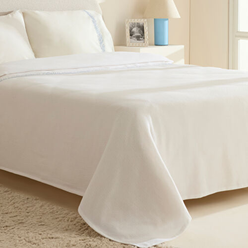 Karaca Home Sparky %100 Pamuk Yaprak Nakışlı Çift Kişilik Pike Takımı 