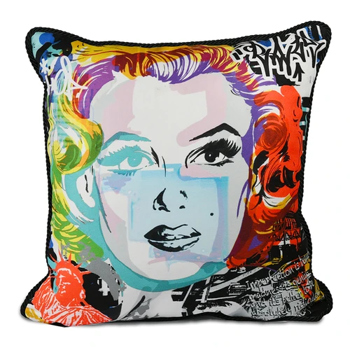 Baci Milano Street Art Kadife Yastık 45 cm x 45 cm Marilyn