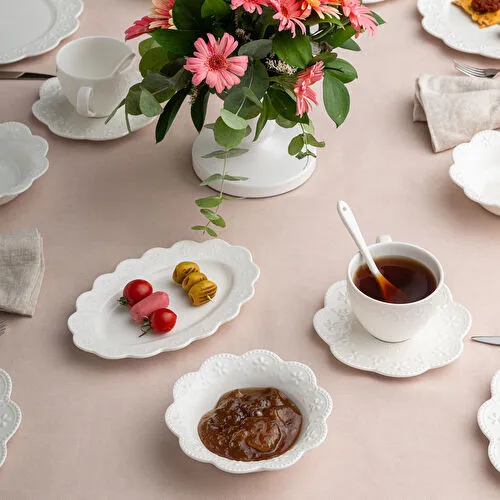 İstanbul Porselen Akay 32 Parça 6 Kişilik Kahvaltı Takımı İstanbul Porselen Akay 32 Parça 6 Kişilik Kahvaltı Takımı