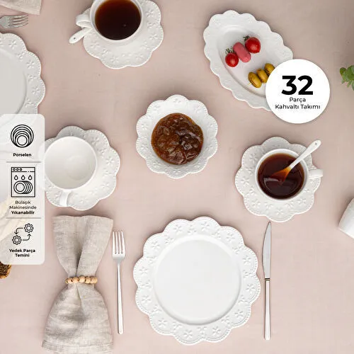 İstanbul Porselen Akay 32 Parça 6 Kişilik Kahvaltı Takımı İstanbul Porselen Akay 32 Parça 6 Kişilik Kahvaltı Takımı