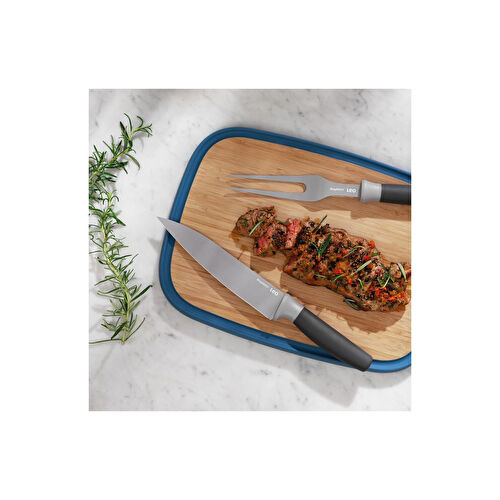 Berghoff Leo 18/10 Paslanmaz Çelik Bambu Kesme Tahtası Ve 2 Parça Bıçak Ve Servis Çatalı Seti Berghoff Leo 18/10 Paslanmaz Çelik Bambu Kesme Tahtası Ve 2 Parça Bıçak Ve Servis Çatalı Seti