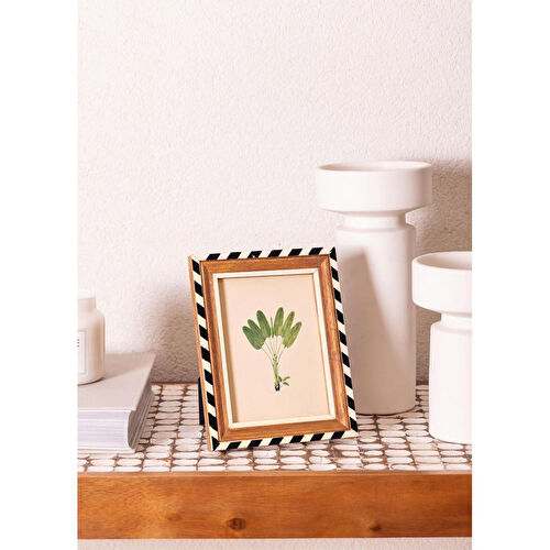 The Mia Striped Fotoğraf Çerçevesi 18x23 Cm