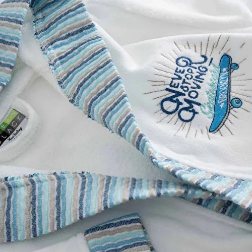 Green Black Power Erkek Çocuk Bornoz Beyaz Green Black Power Erkek Çocuk Bornoz Beyaz