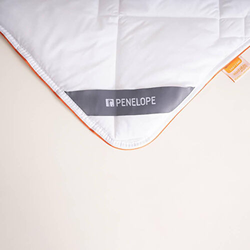 Penelope 8,5 Tog %100 Mikrofiber Kumaş Elyaf Dolgulu Çift Kişilik Yorgan - Thermolite Easy Care Serisi