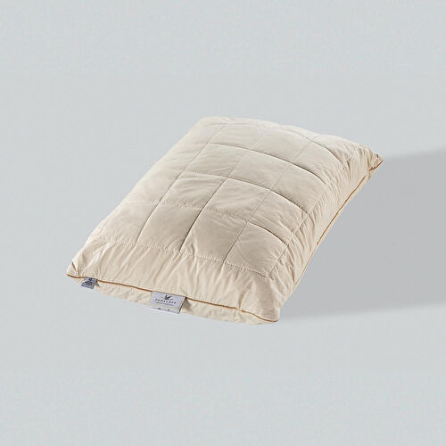 Penelope %100 İngiliz Yünü Dolgulu Pamuk Kumaş Yastık - Wooly Pure Serisi Penelope %100 İngiliz Yünü Dolgulu Pamuk Kumaş Yastık - Wooly Pure Serisi