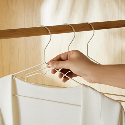 Ocean Home Textile 6'lı Mat Beyaz Renk Kauçuk Kaplamalı Metal Giysi Askısı 20.50 X 42 X 0.3 Cm