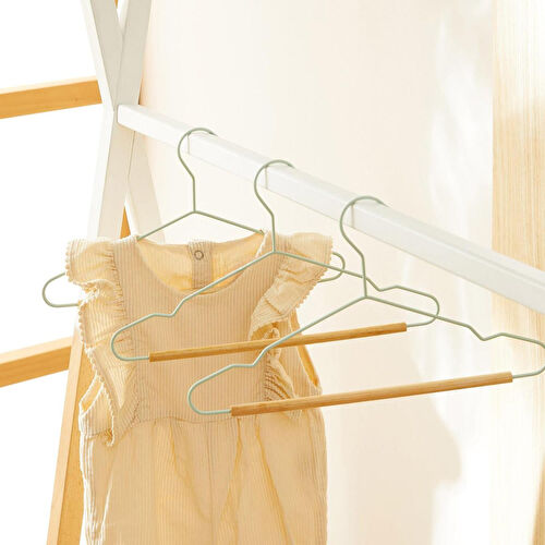 Ocean Home Textile 3'lü Ahşap Destekli Mat Mint Renk Kauçuk Kaplamalı Metal Çocuk Giysi Askısı 18 X 32 X 0.3 Cm