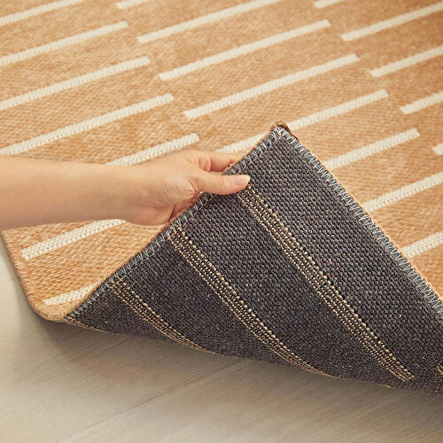 Ocean Home Textile Bej Renk Çizgi Desenli Şönil Halı Kilim 80 X 150 Cm