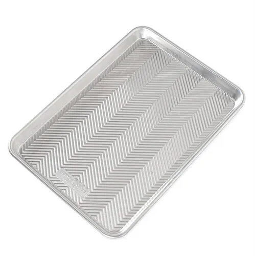 Nordicware Prism Küçük Fırın Tepsisi 40 X 29 Cm Paslanmaz Çelik Nordicware Prism Küçük Fırın Tepsisi 40 X 29 Cm Paslanmaz Çelik