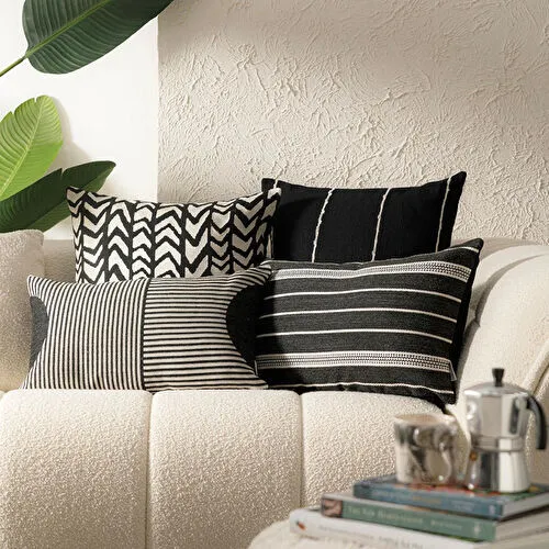 Mudo Home Ava Çi̇zgi̇li̇ Kirlent Si̇yah 50x50