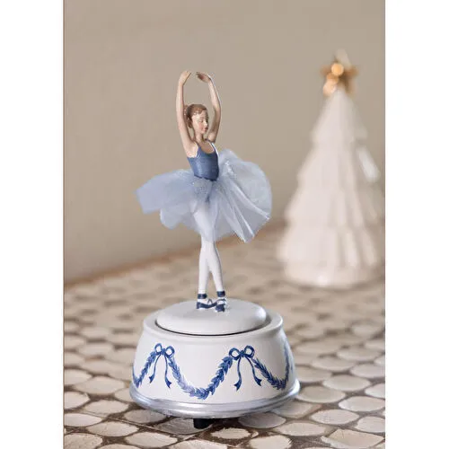 The Mia Balerin Müzik Kutusu 11x11x21 Cm