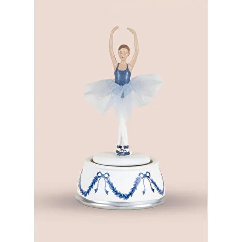 The Mia Balerin Müzik Kutusu 11x11x21 Cm