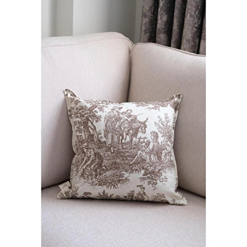 Beige & Stone Kahverengi Vintage Desenli 45x45 Dekoratif Yastık Kılıfı Beige & Stone Kahverengi Vintage Desenli 45x45 Dekoratif Yastık Kılıfı