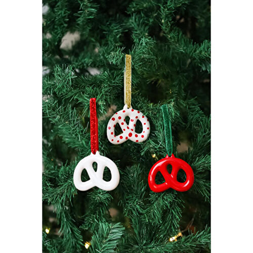 Beige & Stone Yılbaşı Ağaç Süsü Seramik Pretzel Simit Çam Ağacı Süsü 3'lü