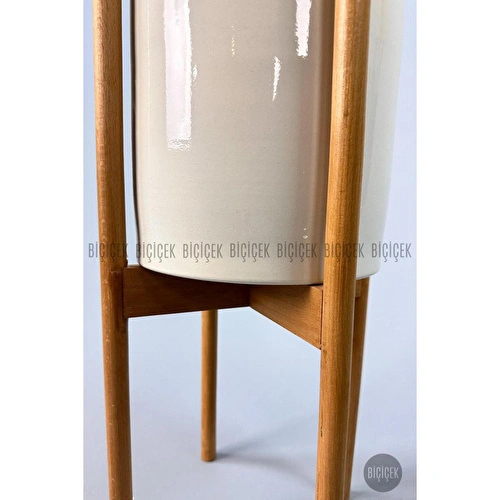 Biçiçek 150cm Areka Ağacı Ayaklı Metal Saksıda 2