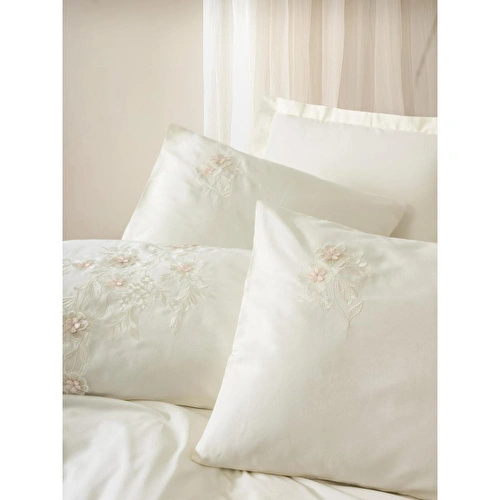 Cotton Box 3d Nakışlı Saten Çift Kişilik Nevresim Takımı Aira Ekru