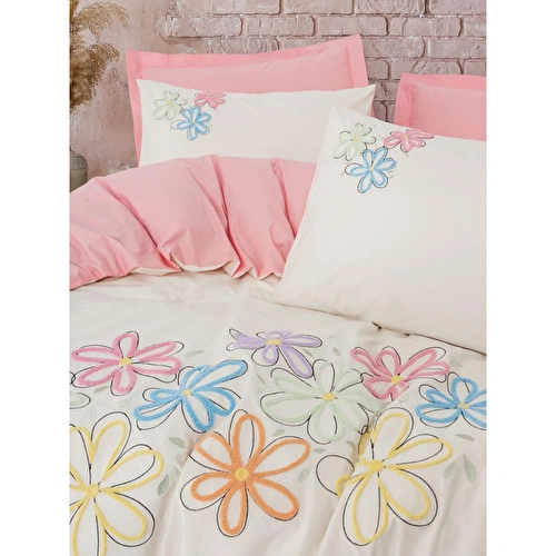 Cotton Box Puff Nakışlı Çift Kişilik Nevresim Takımı Bellis Pembe Cotton Box Puff Nakışlı Çift Kişilik Nevresim Takımı Bellis Pembe