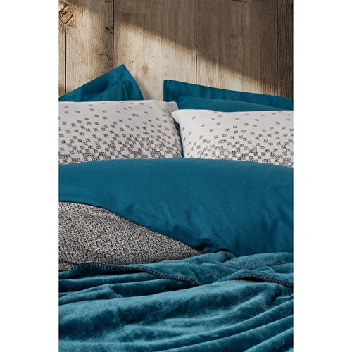 Cotton Box Oyster Battaniyeli Tek Kişilik Nevresim Takımı Petrol Cotton Box Oyster Battaniyeli Tek Kişilik Nevresim Takımı Petrol