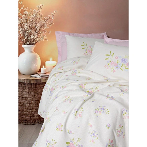 Cotton Box Estiva Çift Kişilik Pike Takımı Petal Pembe Cotton Box Estiva Çift Kişilik Pike Takımı Petal Pembe