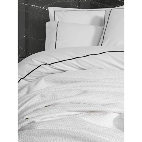 Cotton Box Classic Çeyizlik Çift Kişilik Pikeli Nevresim Takımı Mahur Beyaz Cotton Box Classic Çeyizlik Çift Kişilik Pikeli Nevresim Takımı Mahur Beyaz