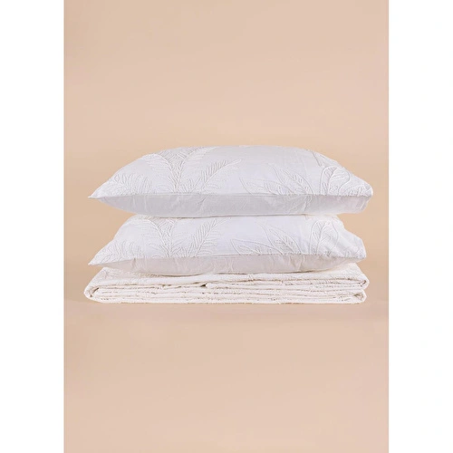 The Mia Çift Kişilik Yatak Örtüsü Seti 3 Parça Krem The Mia Çift Kişilik Yatak Örtüsü Seti 3 Parça Krem