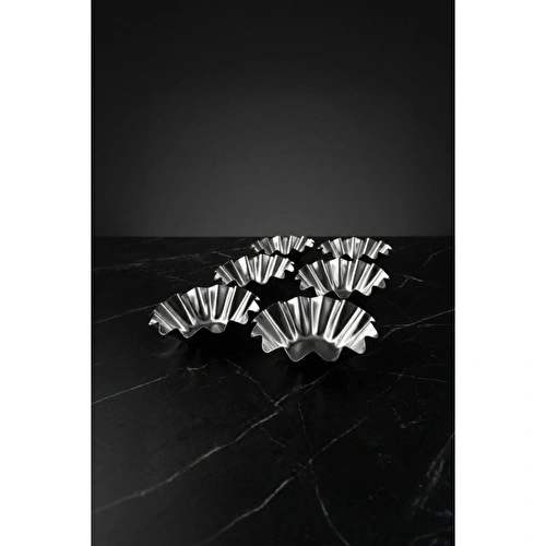 Vienev Küçük Boy 6'lı Metal Tırtıklı Tartolet Ve Porsiyonluk Kek Kalıbı Seti