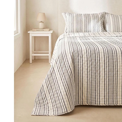 Ocean Home Textile Pamuklu Kapitoneli Antrasit Renk Çizgi Desen Çift Kişilik Yatak Örtüsü Seti 1 Adet 250 X 230 / 2 Adet 50 X 70 C