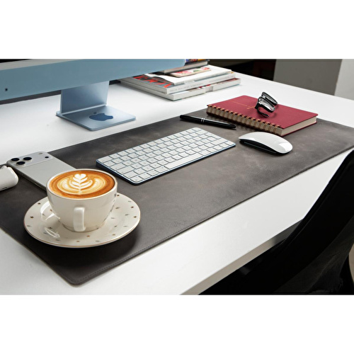 Bloominbag Atelier 91 Ash Gray Leather Desk Mat - Medium Bloominbag Atelier 91 Ash Gray Leather Desk Mat - Medium