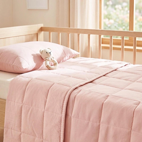 Ocean Home Textile %100 Pamuk Kumaş Kapitoneli Pembe Çok Amaçlı Bebek Yatak Örtüsü Seti 1 Adet 100 X 150 / 1 Adet 37 X 47 Cm