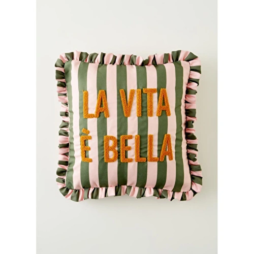 Bella Maison Line Punch Nakışlı Fırfırlı Kırlent Kılıfı Yeşil (43x43 Cm) Yeşil