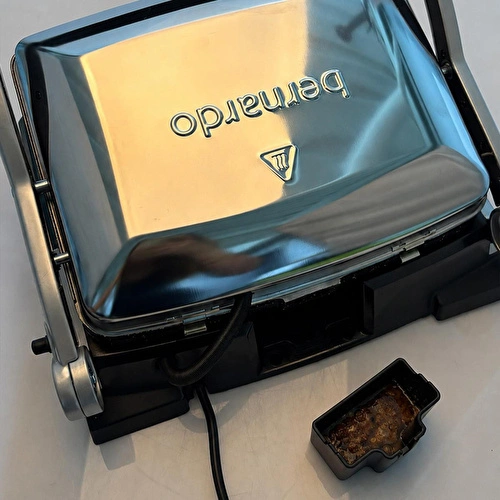Bernardo Ruby 2000W 6 Dilim Kapasiteli Çıkarılabilir Plakalı Izgara ve Tost Makinesi Inox