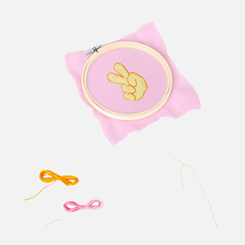 Flying Tiger Copenhagen Kendin Yap El İşareti Nakış Kiti