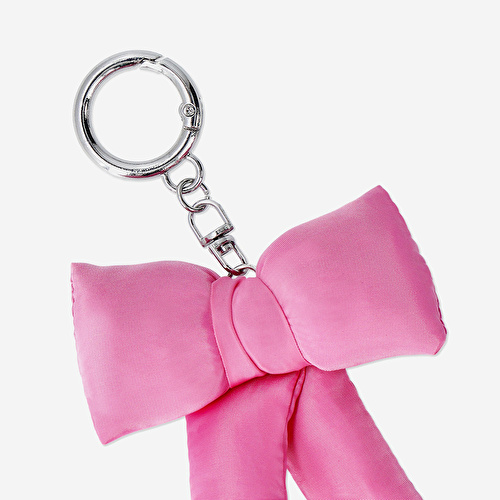 Flying Tiger Copenhagen Pembe Kabartmalı Fiyonk Anahtarlık Flying Tiger Copenhagen Pembe Kabartmalı Fiyonk Anahtarlık