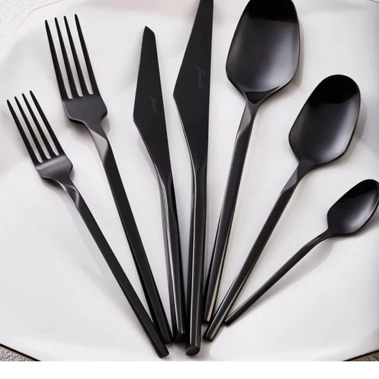 Jumbo 5100 Quartz Titanyum Siyah 12 Kişilik 84 Parça Çatal Kaşık Bıçak Takımı
