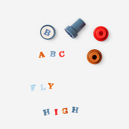 Flying Tiger Copenhagen Harfli Metal Kutuda Damga Seti