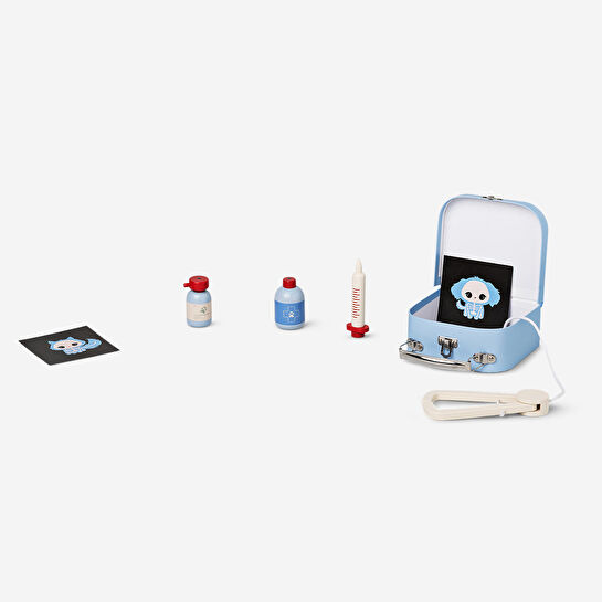 Flying Tiger Copenhagen Ahşap Veteriner Oyun Seti