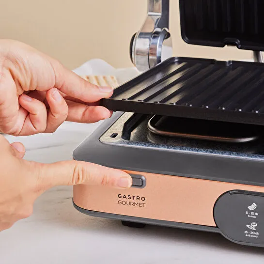 Karaca Gastro Gourmet Döküm Izgara ve Tost Makinesi Galactic Bronze 6 Dilim Kapasiteli