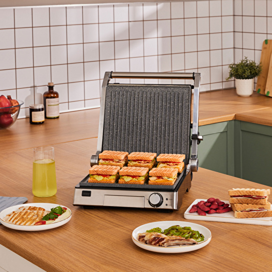 Karaca Biogranit 6 Dilim Kapasiteli Paslanmaz Çelik Izgara ve Tost Makinesi Inox 2000W