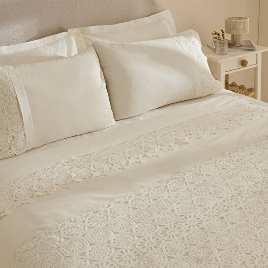 Karaca Home Belinda 7 Parça Çeyiz Seti Beyaz