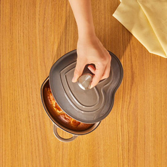 Karaca Love Demir Döküm Tencere Gri