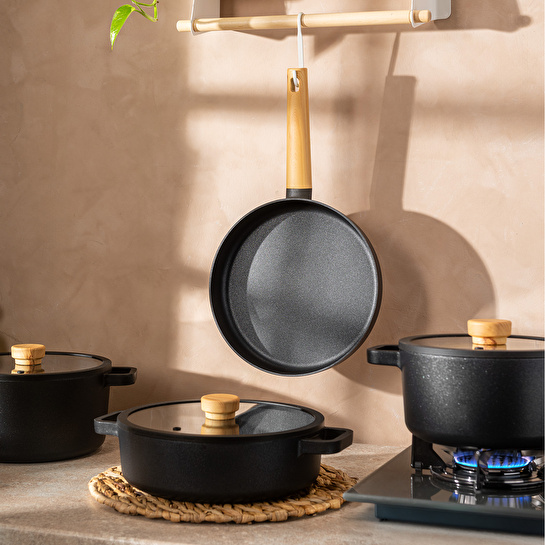 Emsan Signature Alüminyum Döküm 7 Parça Tencere Seti Siyah