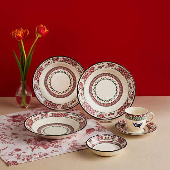 Karaca x Ömür Akkor İznik Lal Çerezlik 14 cm