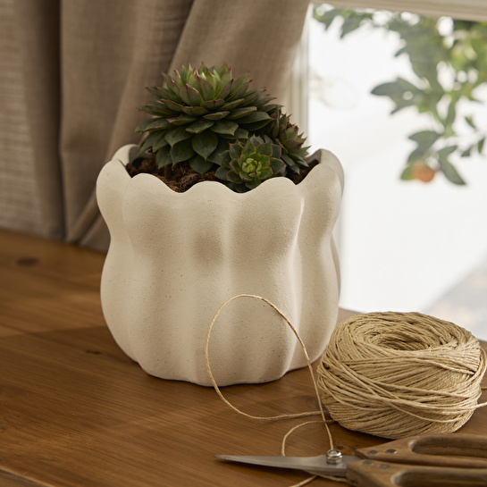 Karaca Home Valeria Saksı 19,3x19,x16,2 cm