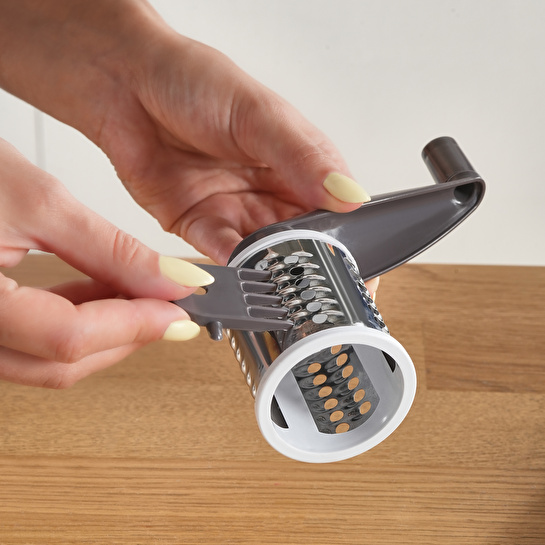 Karaca Easy Cut Peynir Rendeleyici