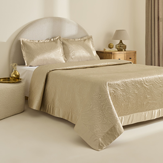 Kaşmir Home Anita Kristal Çift Kişilik Saten Yatak Örtüsü Takımı Gold
