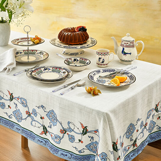 Karaca Home İznik Masa Örtüsü 140x220 cm