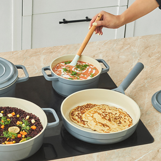 Karaca Swiss Crystal Neocast 7 Parça Döküm Tencere Seti Antrasit