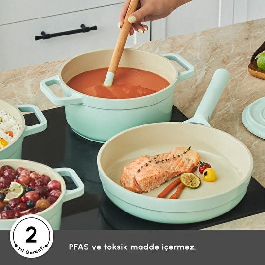 Karaca Swiss Crystal Neocast 7 Parça Döküm Tencere ve Tava Seti Yeşil