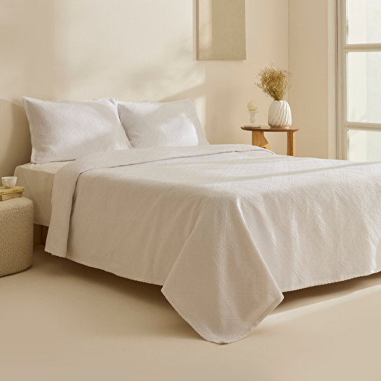 Karaca Home Adelia Fistolu Çift Kişilik Yatak Örtüsü Takımı Beyaz