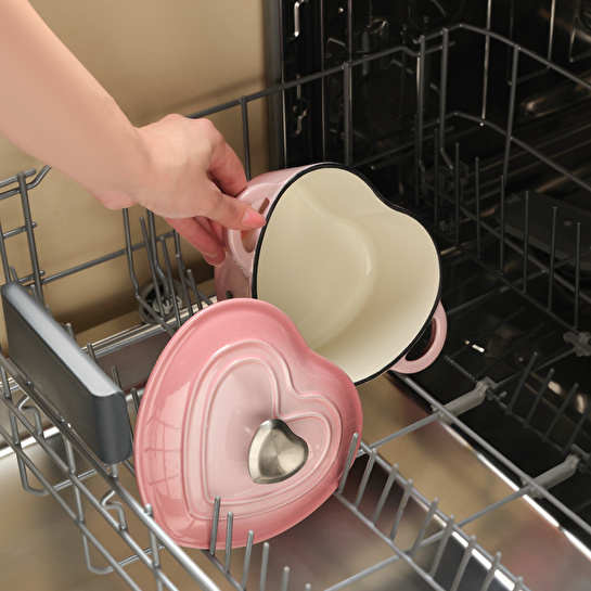 Karaca Love Emayeli Demir Döküm Tencere 22 cm